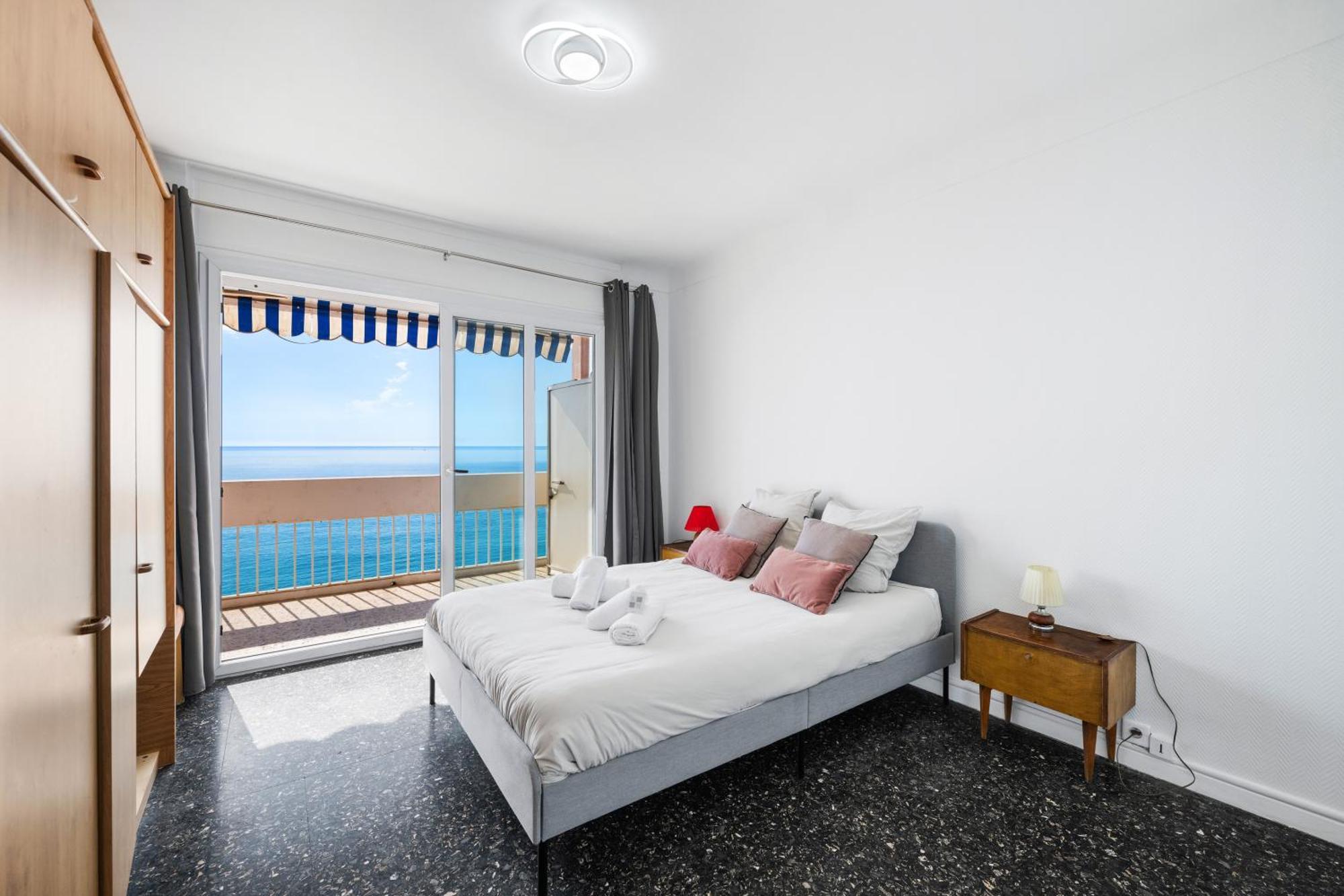 Le Panorama -Vue Exceptionnelle - Dernier Etage - Front De Mer Menton Dış mekan fotoğraf