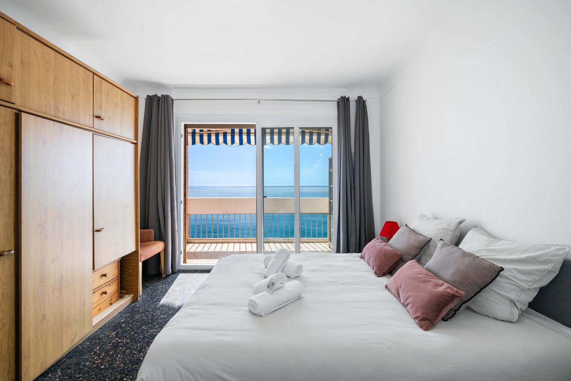 Le Panorama -Vue Exceptionnelle - Dernier Etage - Front De Mer Menton Dış mekan fotoğraf